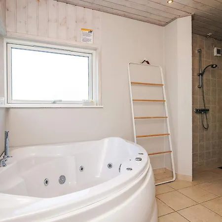 5 Star In Hjorring Lønstrup